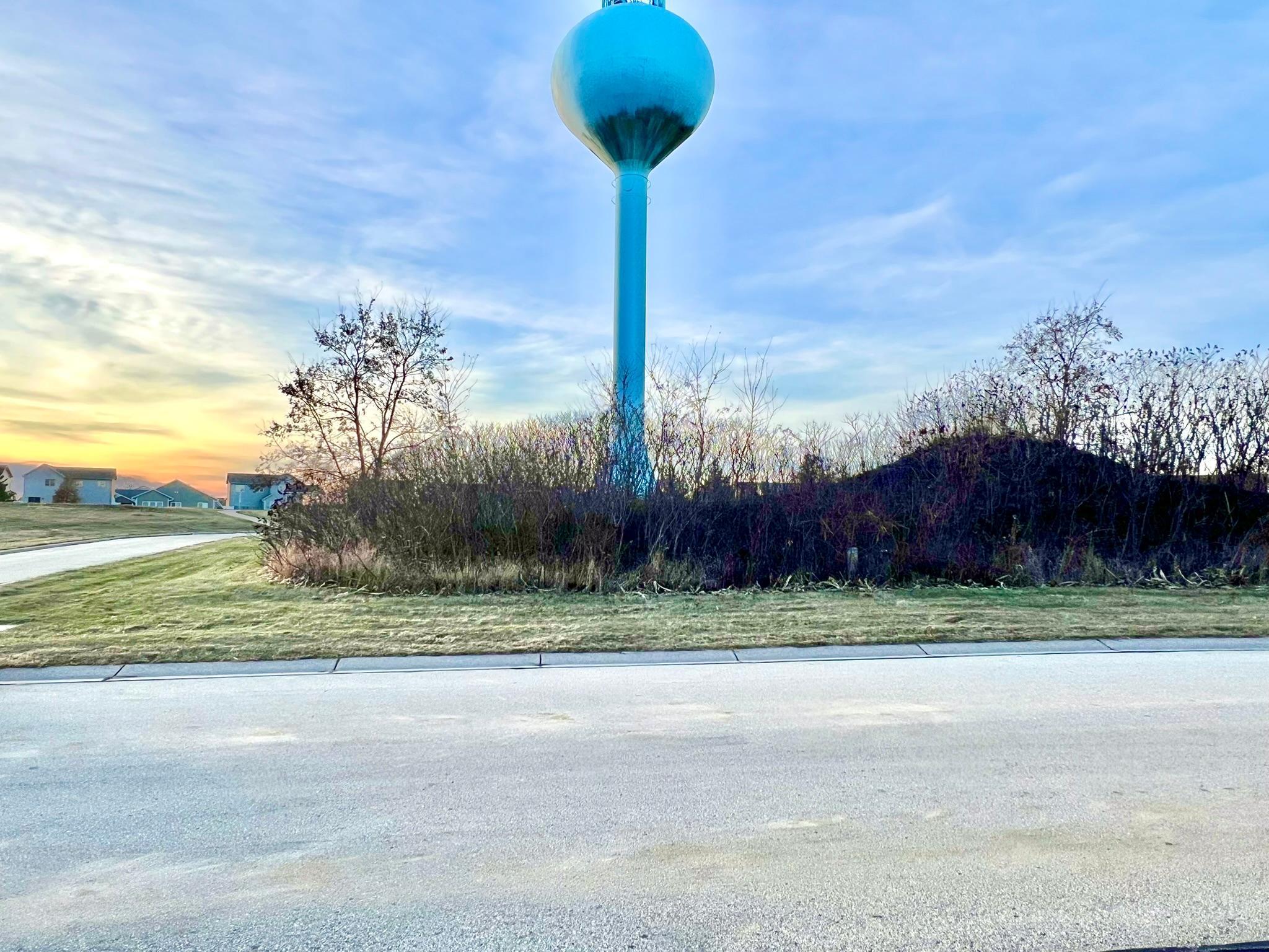 914 Snowbird Drive Red Wing, MN 55066 - Photo 2 of 6