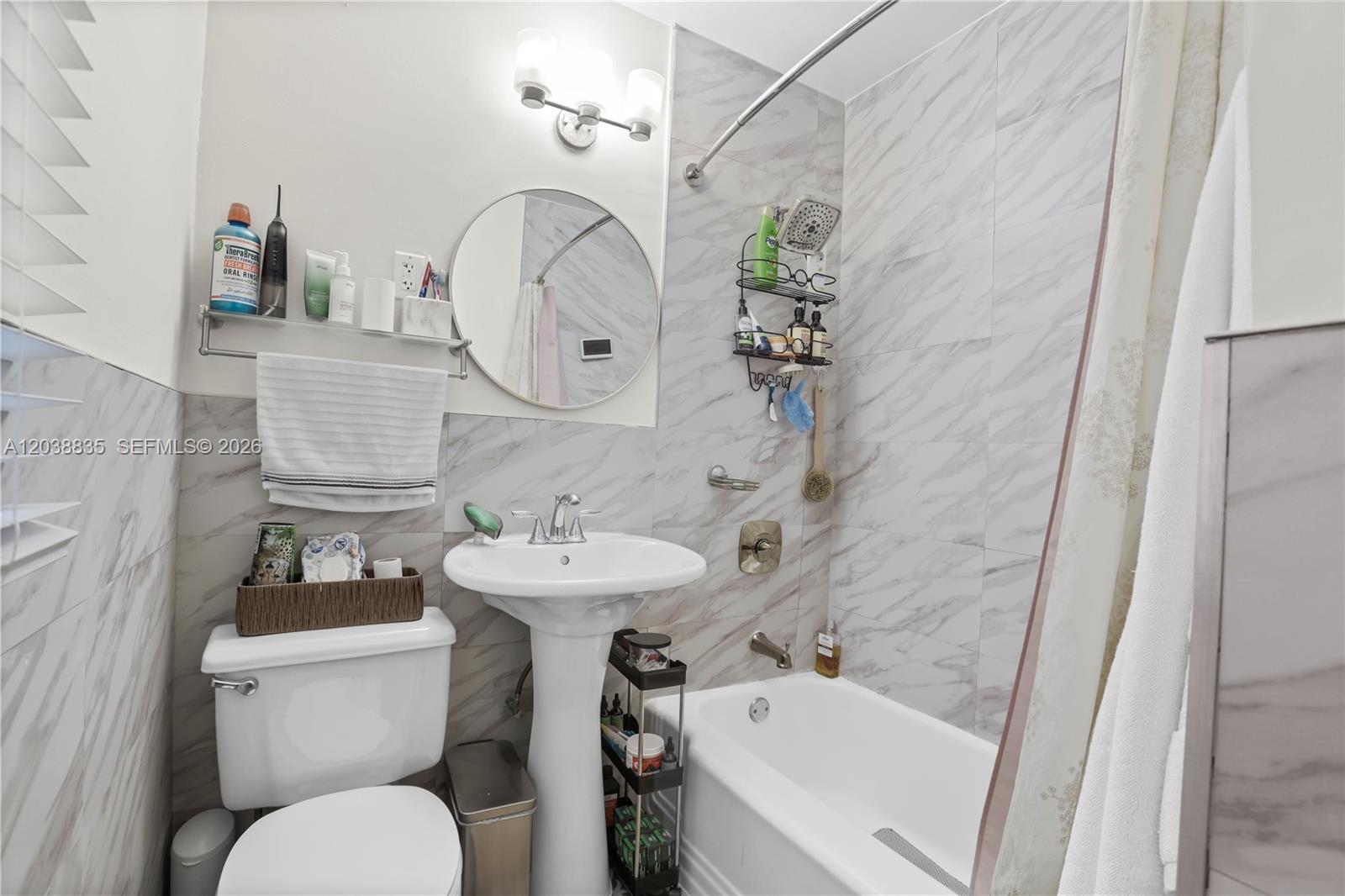 3375 Southwest 29th Terrace Miami, FL 33133 - Photo 19 of 20