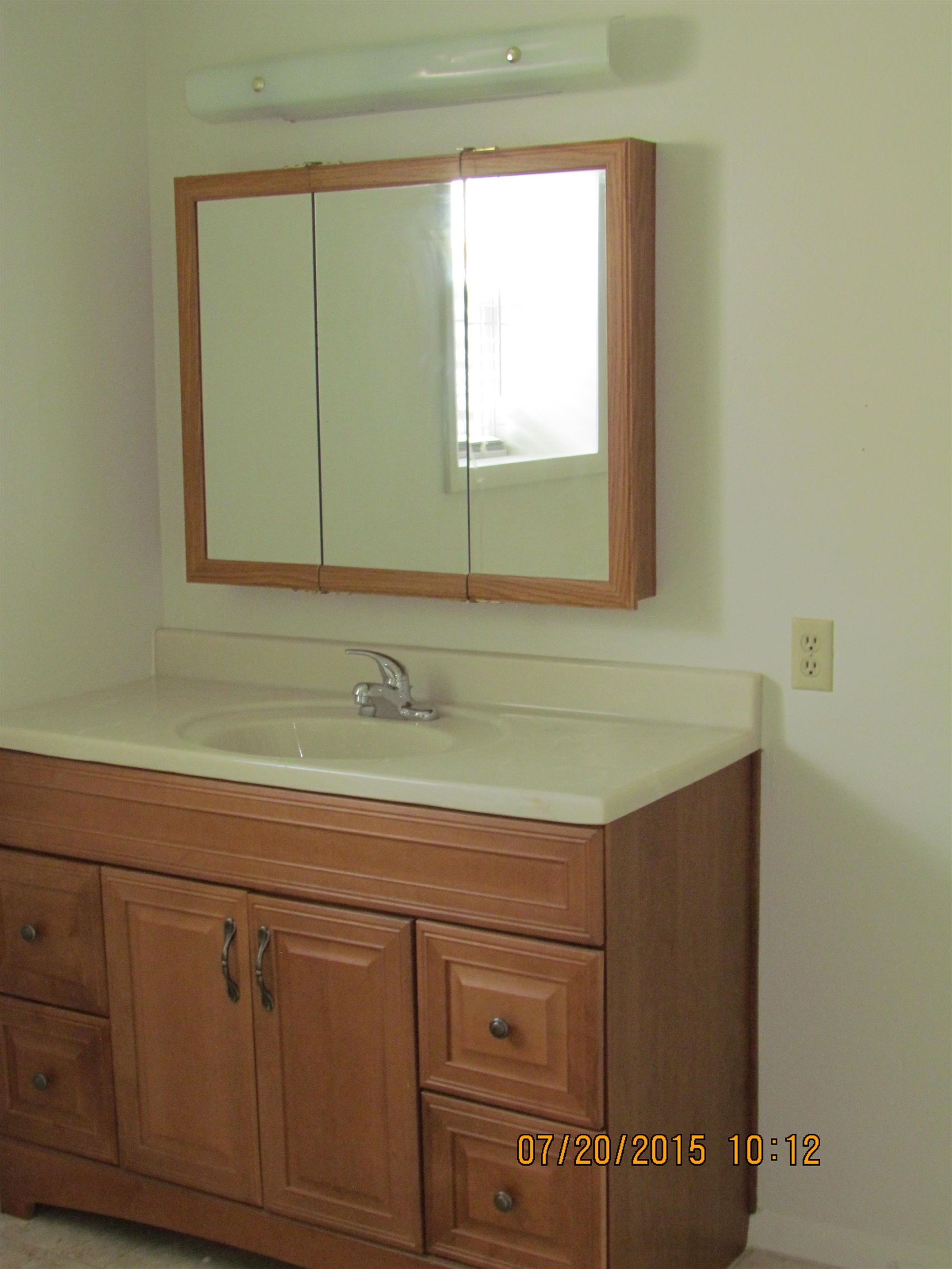 1179 17 Road Fruita, CO 81521 - Photo 27 of 41 a bathroom with a sink and a mirror