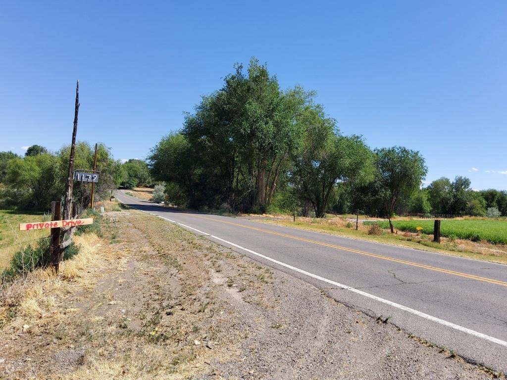 1179 17 Road Fruita, CO 81521 - Photo 33 of 41 a view of a backyard of a house