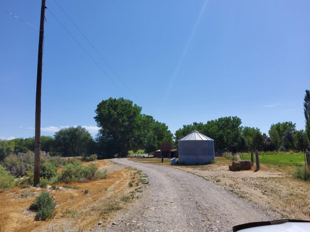 1179 17 Road Fruita, CO 81521 - Photo 41 of 41 a pathway of a house with a yard