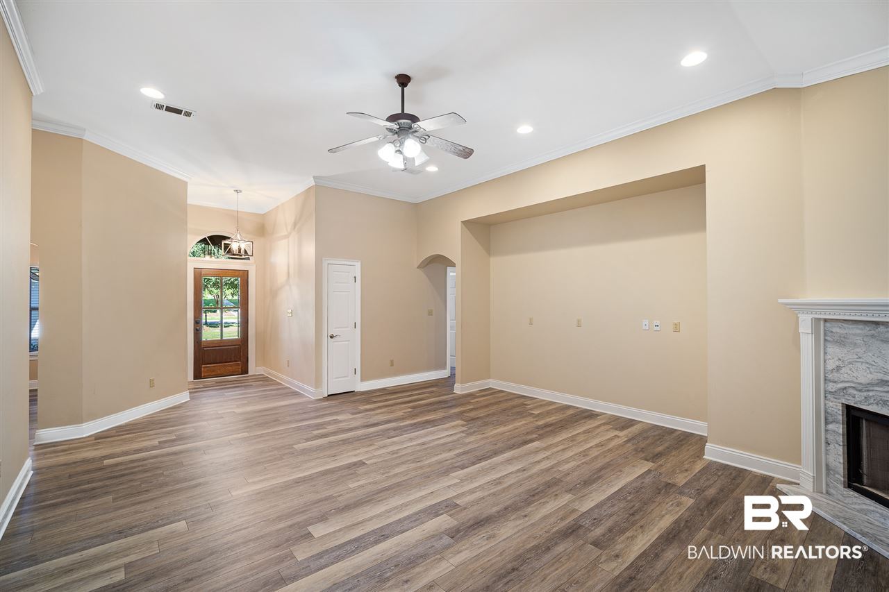 8856 Lake View Drive Fairhope, AL 36532 - Photo 7 of 42
