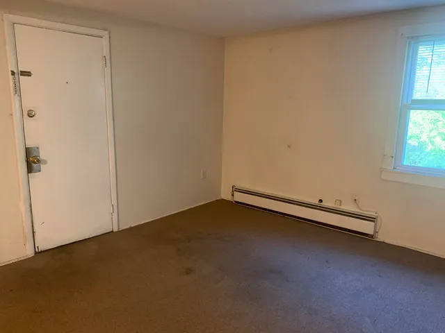 $1,595 | 354 Main Street, Unit 8, Somersworth, NH 03878