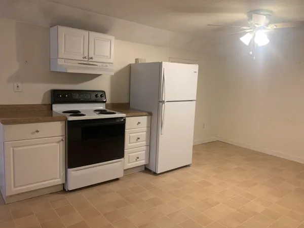 $1,595 | 354 Main Street, Unit 8, Somersworth, NH 03878