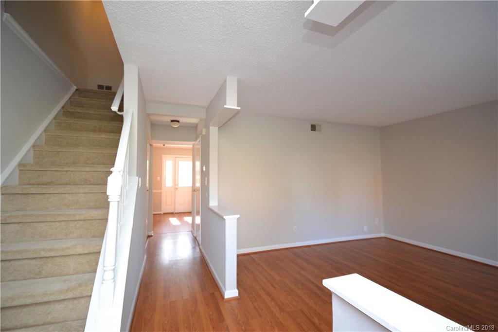 8256 Knights Bridge Road Charlotte, NC 28210 - Photo 2 of 12