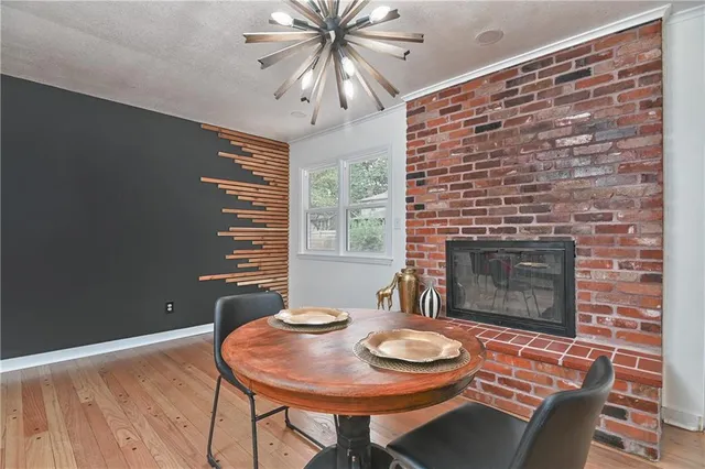 $405,000 | 10814 Oak Street, Kansas City, MO 64114