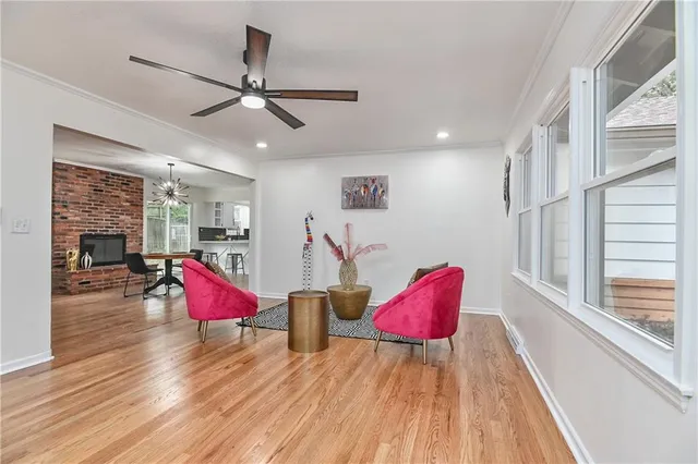 $405,000 | 10814 Oak Street, Kansas City, MO 64114