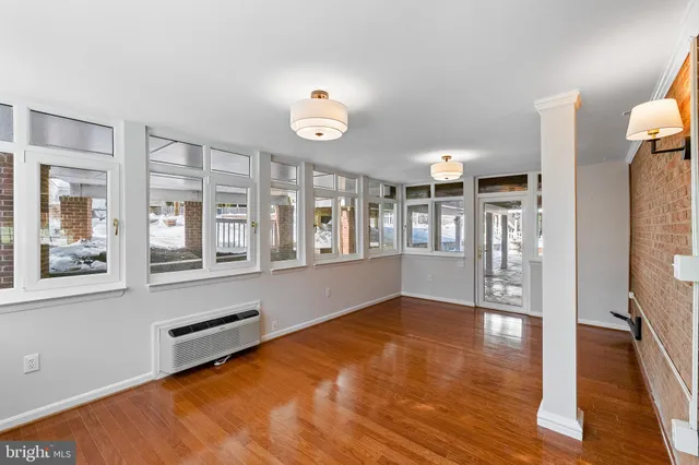 $999,950 | 6462 Honey Tree Court, Burke, VA 22015