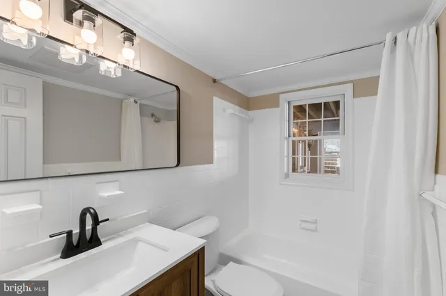 $999,950 | 6462 Honey Tree Court, Burke, VA 22015