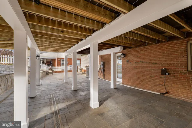 $999,950 | 6462 Honey Tree Court, Burke, VA 22015