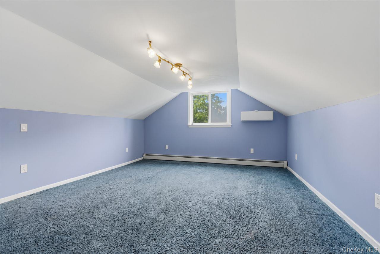 5 Adair Road Cortlandt Manor, NY 10567 - Photo 19 of 36 Large 2nd bedroom on second floor.