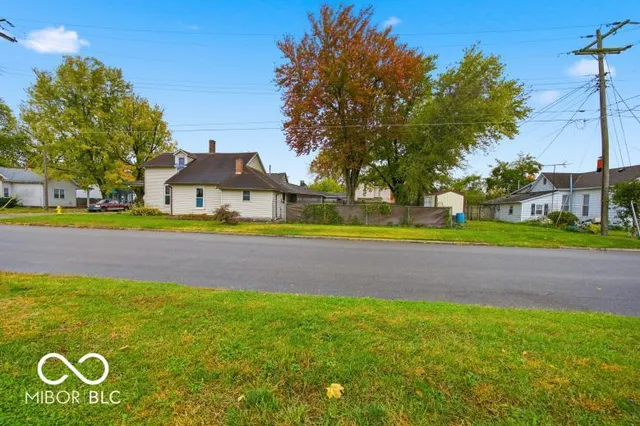$149,900 | 225 North West Street, Shelbyville, IN 46176
