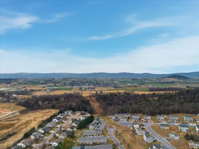 $299,900 | 3322 Debbie Court, Harrisonburg, VA 22801