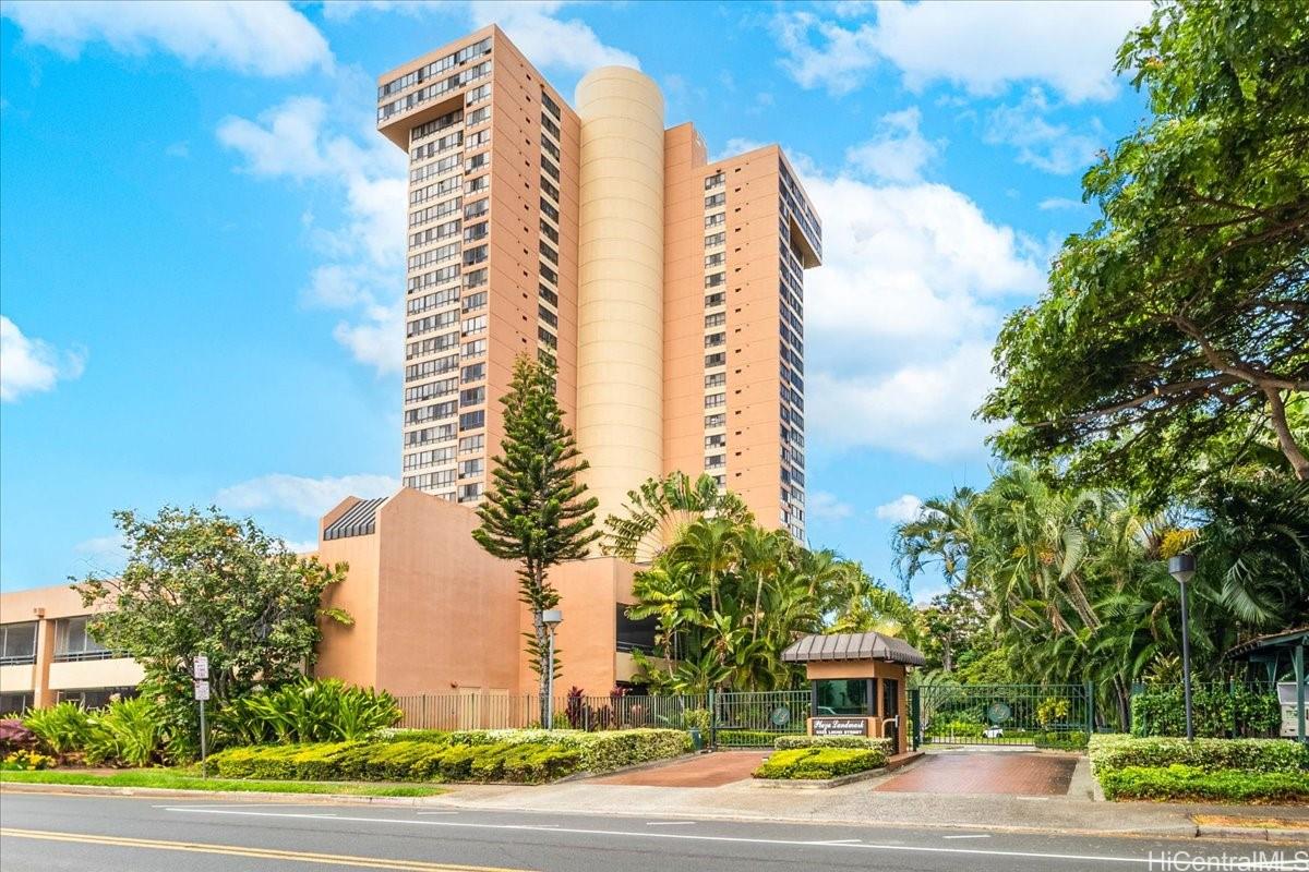 5333 Likini Street, Unit 1110 Honolulu, HI 96818 - Photo 1 of 25 a view of a multi story building