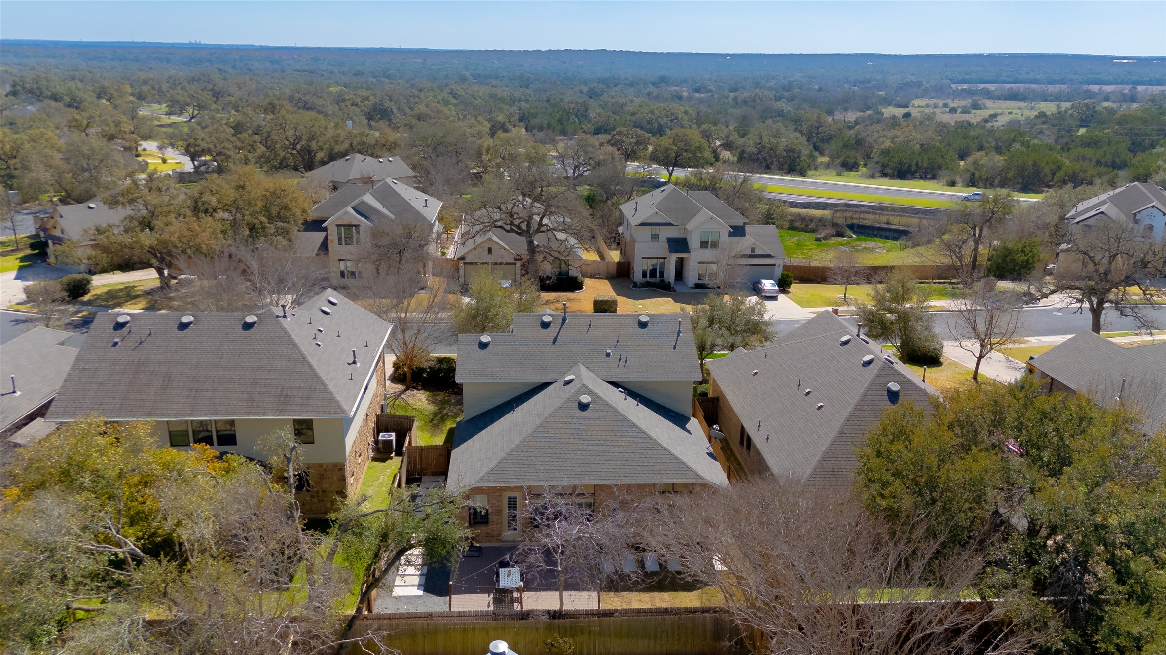 6820 Barstow Court Austin, TX 78749 - Photo 32 of 38