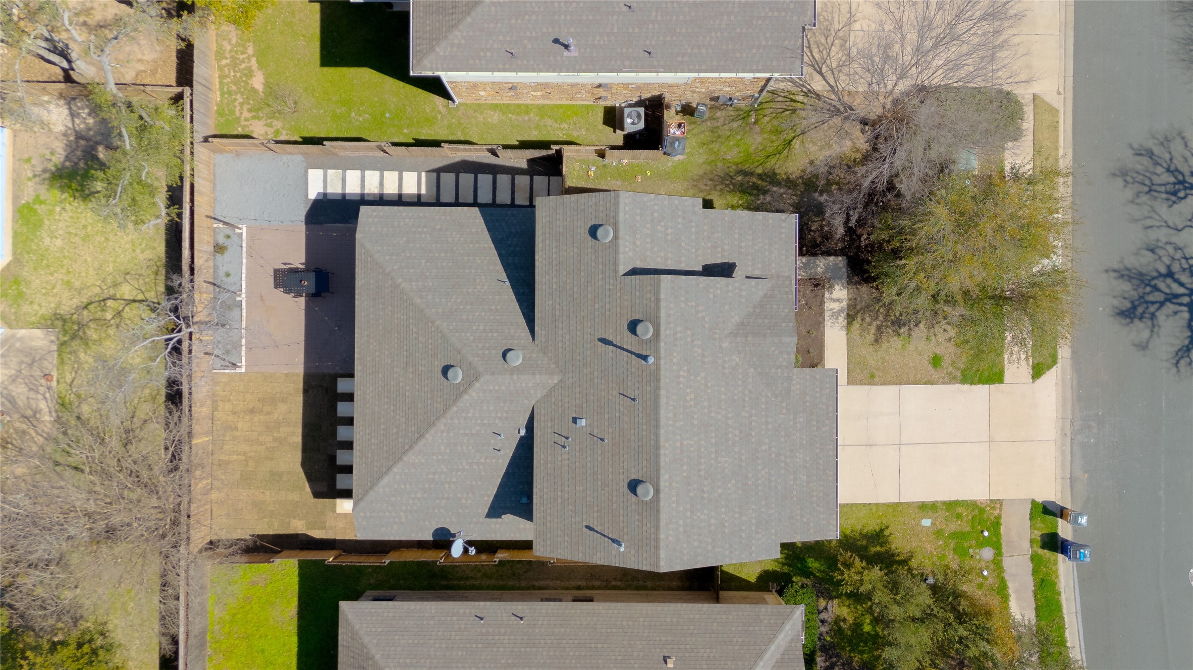 6820 Barstow Court Austin, TX 78749 - Photo 33 of 38