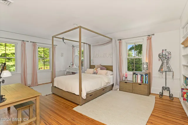 $23,000 | 127 Dingletown Road, Greenwich, CT 06830