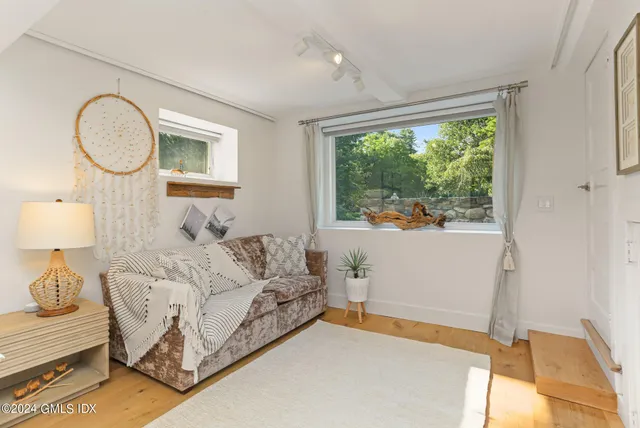 $23,000 | 127 Dingletown Road, Greenwich, CT 06830