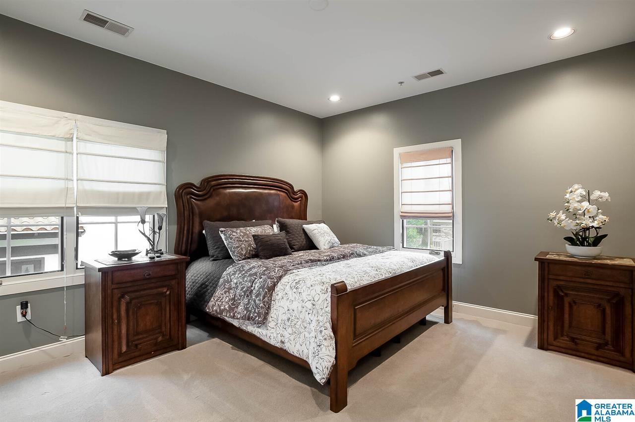 2077 Lancaster Road, Unit 2077 Birmingham, AL 35209 - Photo 24 of 32