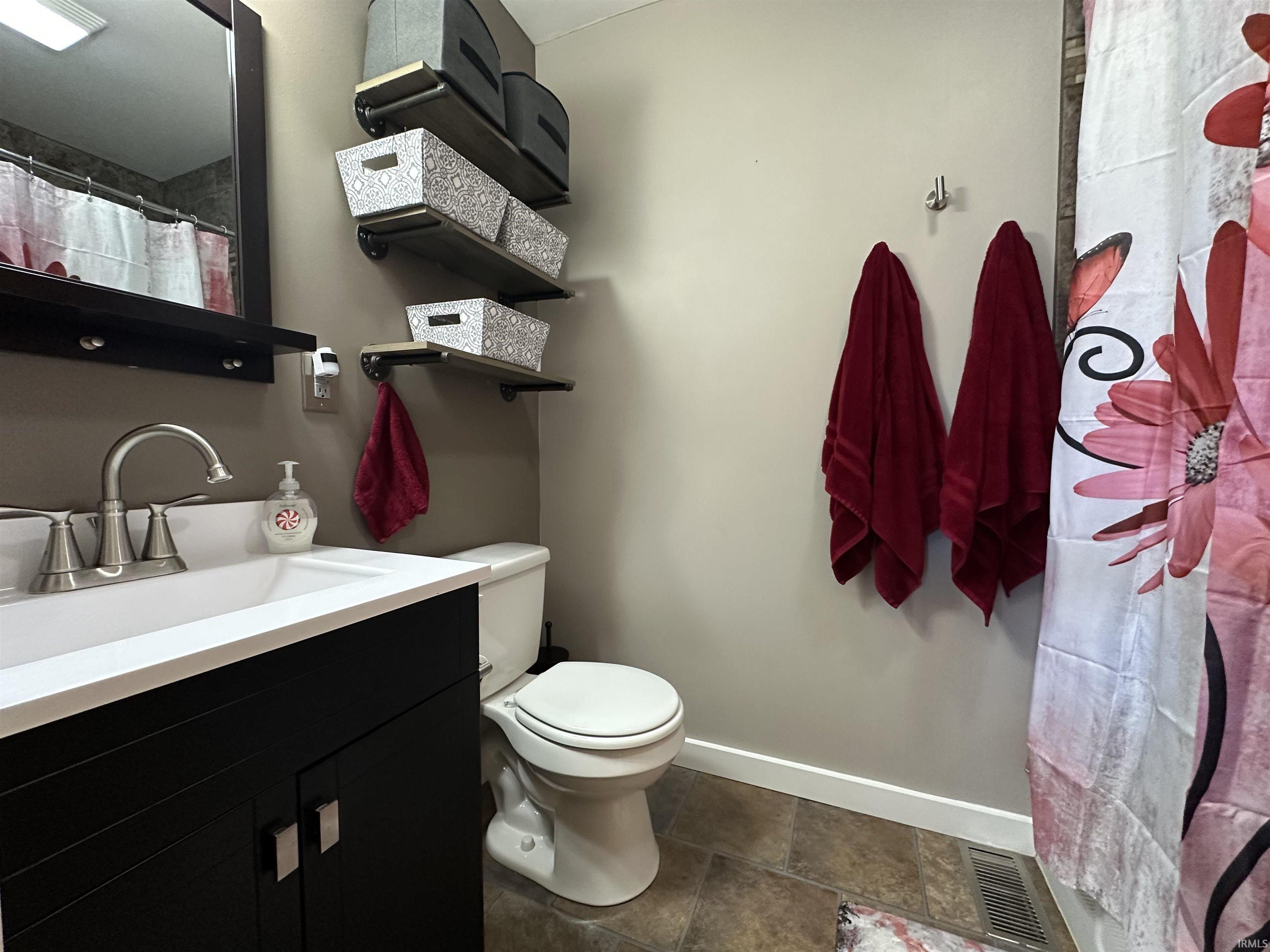 169 Guthrie Road Bedford, IN 47421 - Photo 33 of 36 Gallery Image 33