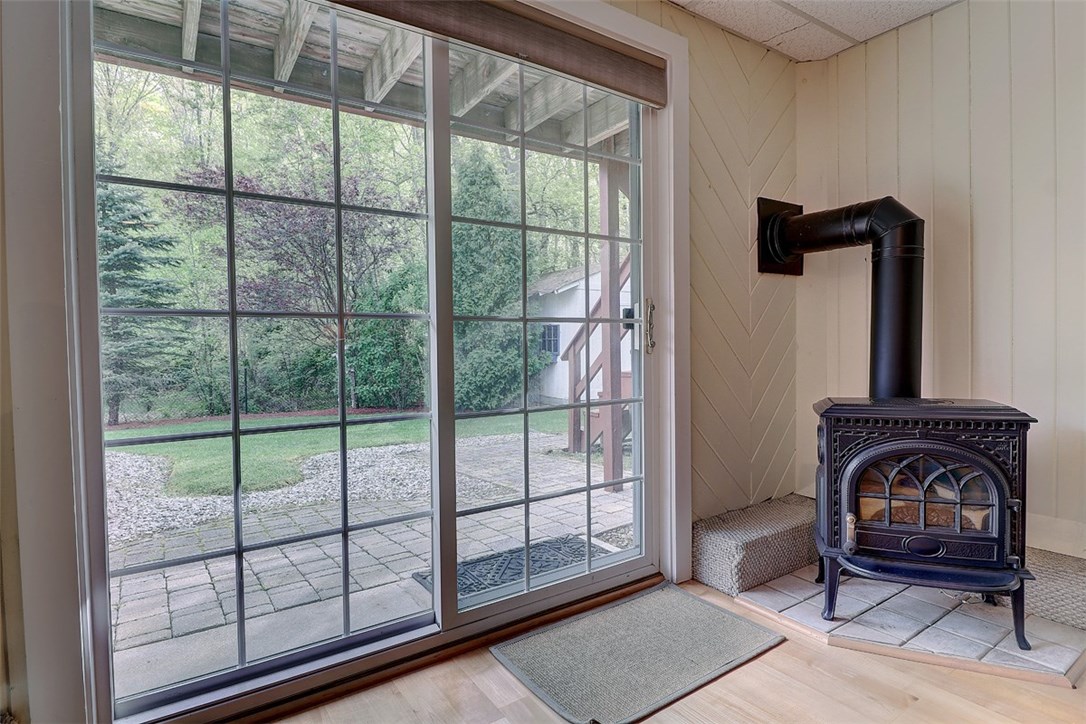 4 Azalea Drive Cranston, RI 02921 - Photo 34 of 40 Gallery Image 34
