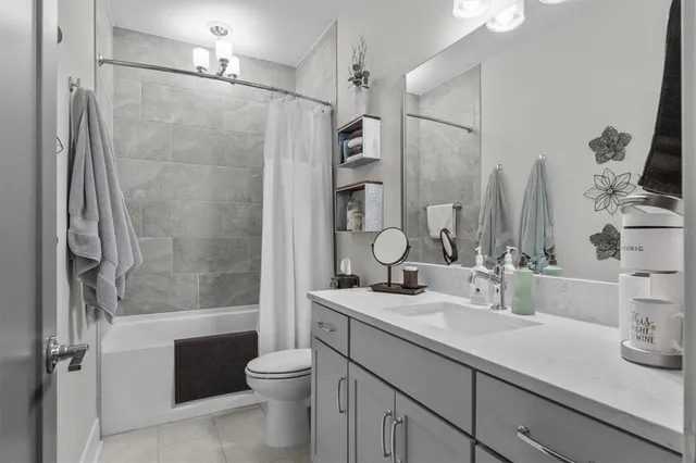 $875,000 | 946 Highland Avenue, Unit 27, Dunedin, FL 34698