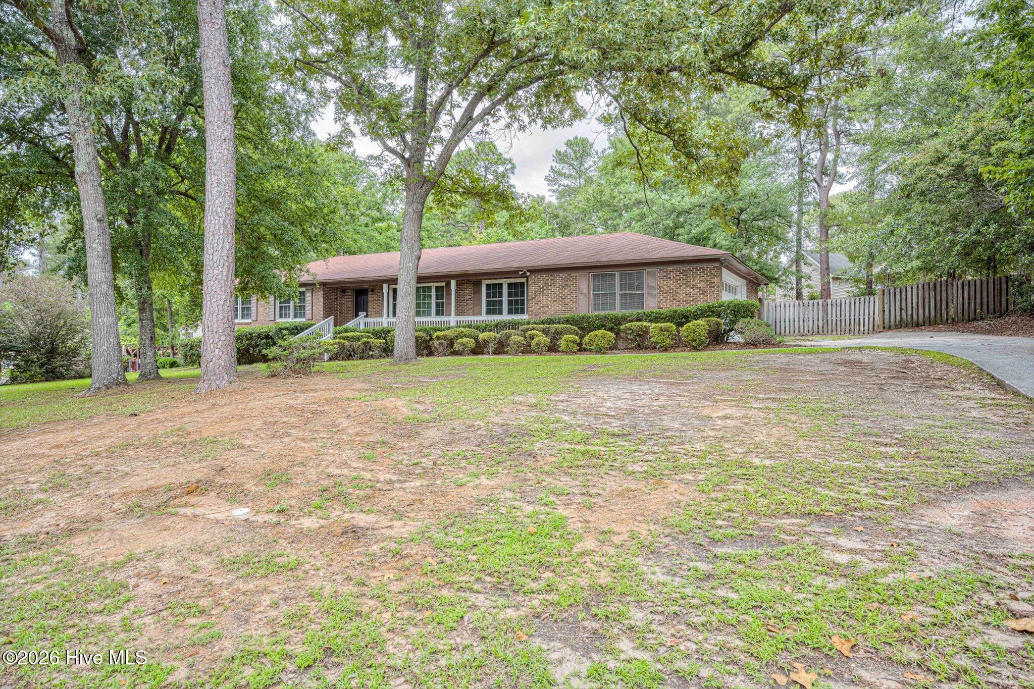 606 Cardinal Drive Aiken, SC 29803 - Photo 4 of 40 41-041-
