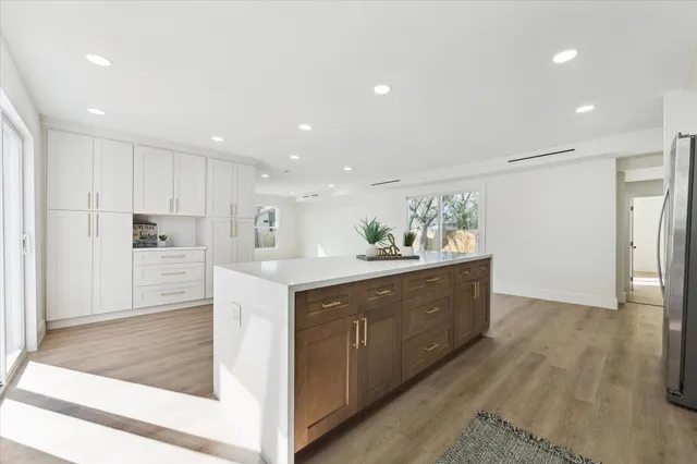 $507,000 | 212 North Forrest Avenue, La Porte, TX 77571