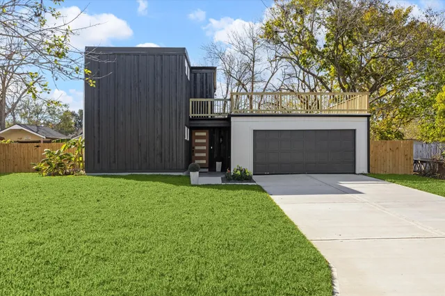 $507,000 | 212 North Forrest Avenue, La Porte, TX 77571