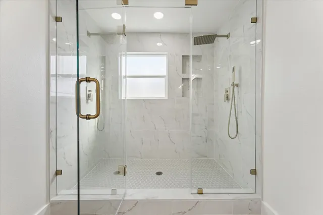 $507,000 | 212 North Forrest Avenue, La Porte, TX 77571