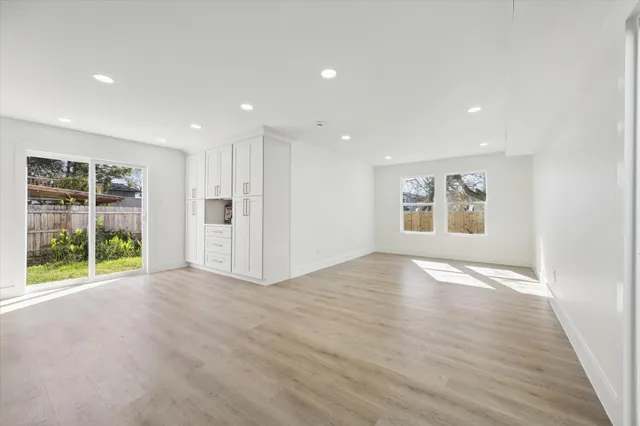 $507,000 | 212 North Forrest Avenue, La Porte, TX 77571