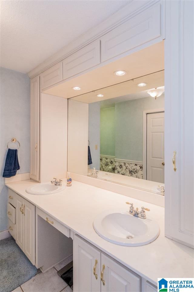 1880 Rex Lake Road Leeds, AL 35094 - Photo 25 of 40