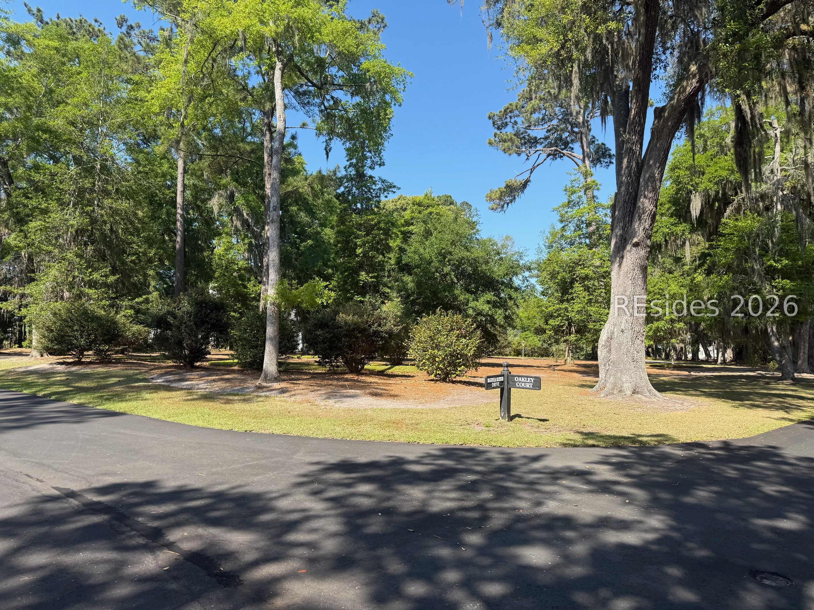 5 Oakley Court Bluffton, SC 29910 - Photo 1 of 7