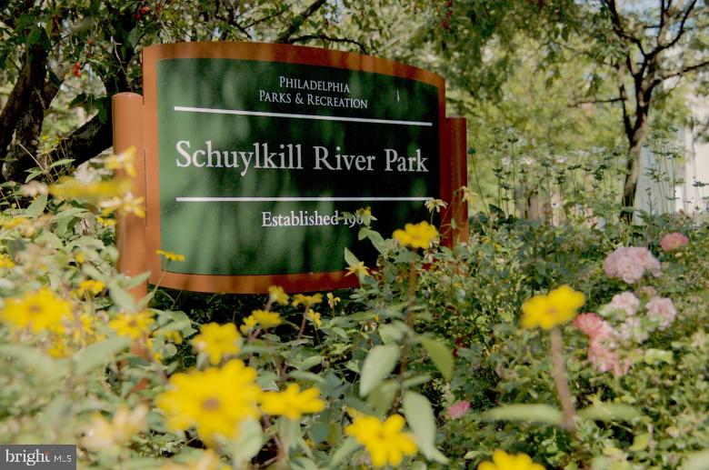 139-59 North 23rd Street, Unit 317 Philadelphia, PA 19103 - Photo 16 of 19