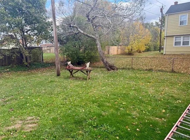 $1,400 | 20 Windwood Courts, Cheektowaga, NY 14225