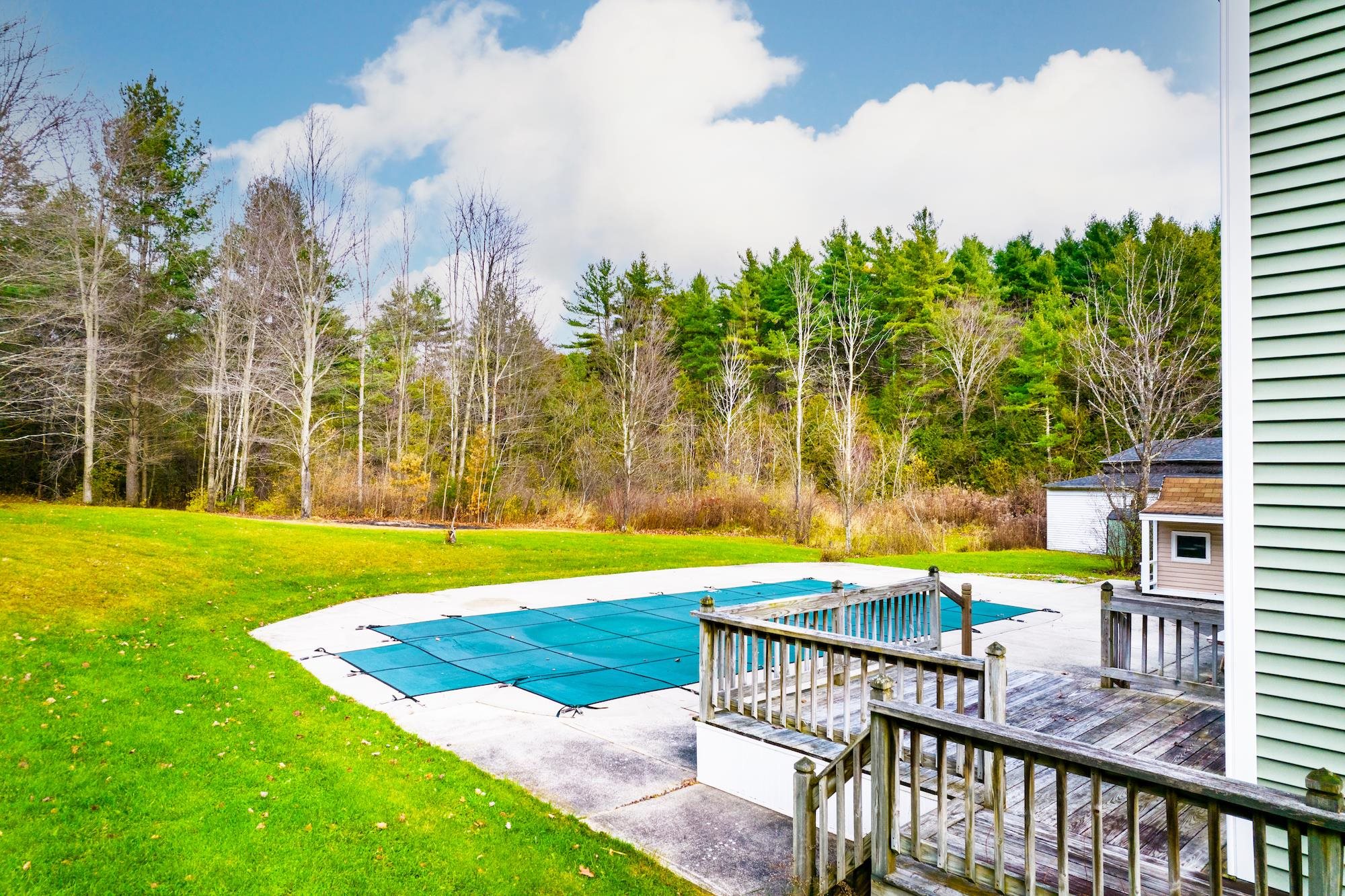 372 Isham Road Hinesburg, VT 05461 - Photo 4 of 38 Gallery Image 4