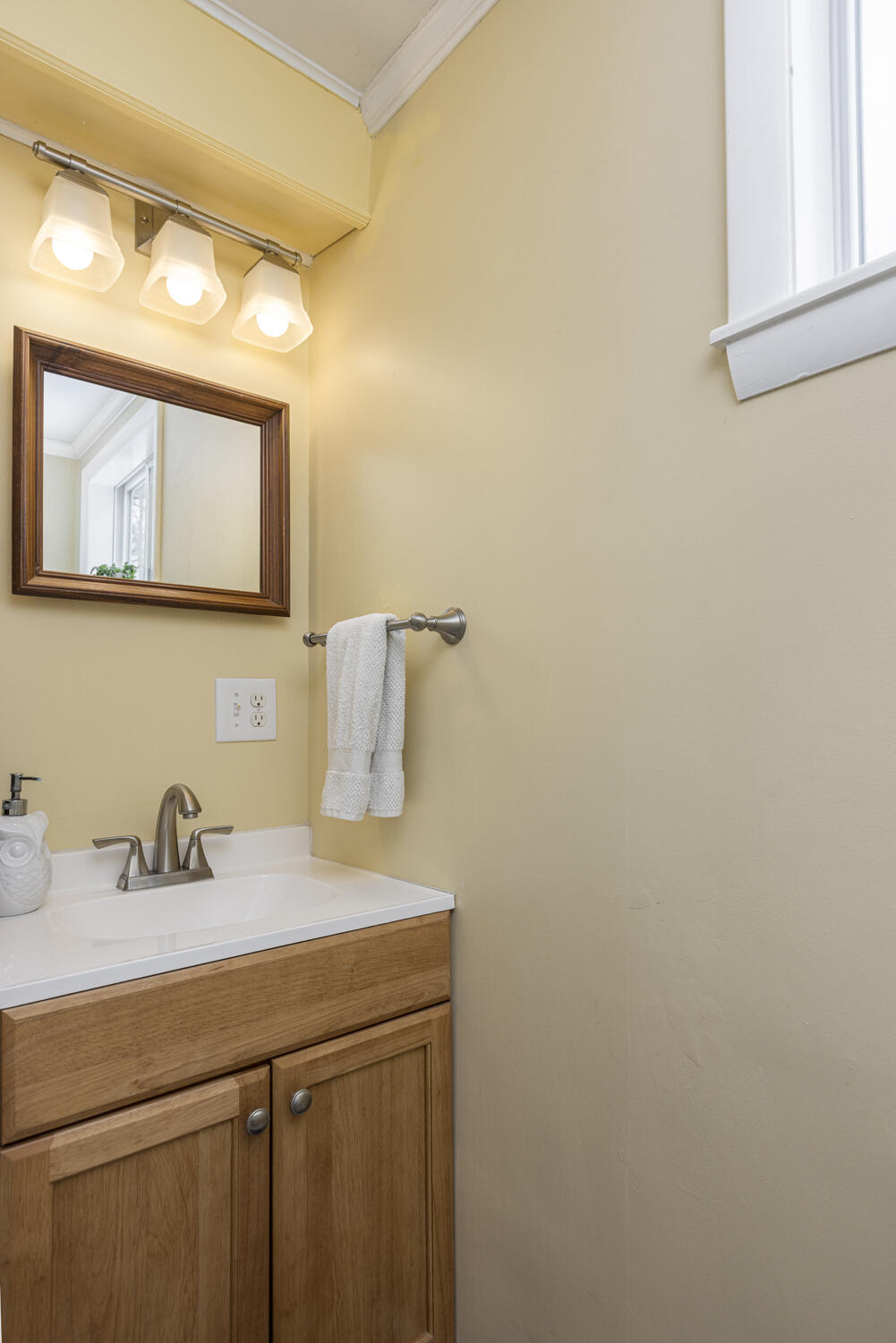 84 Longwoods Road Cumberland Center, ME 04021 - Photo 18 of 33 17 bath