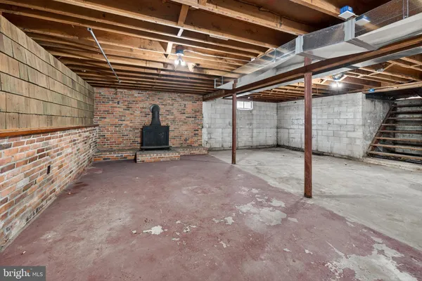 $365,000 | 12 East Main Street, Quinton, NJ 08072