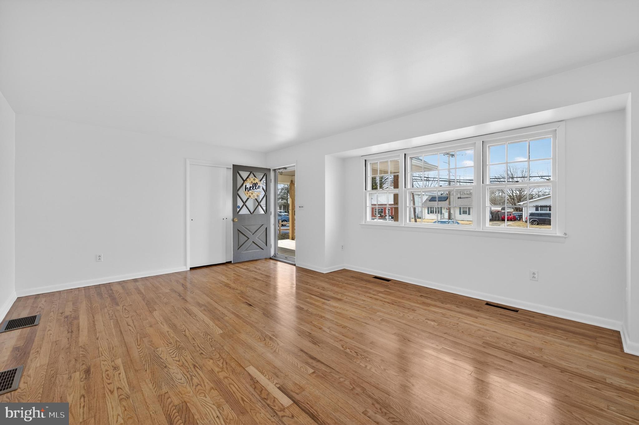 12 East Main Street Quinton, NJ 08072 - Photo 6 of 32