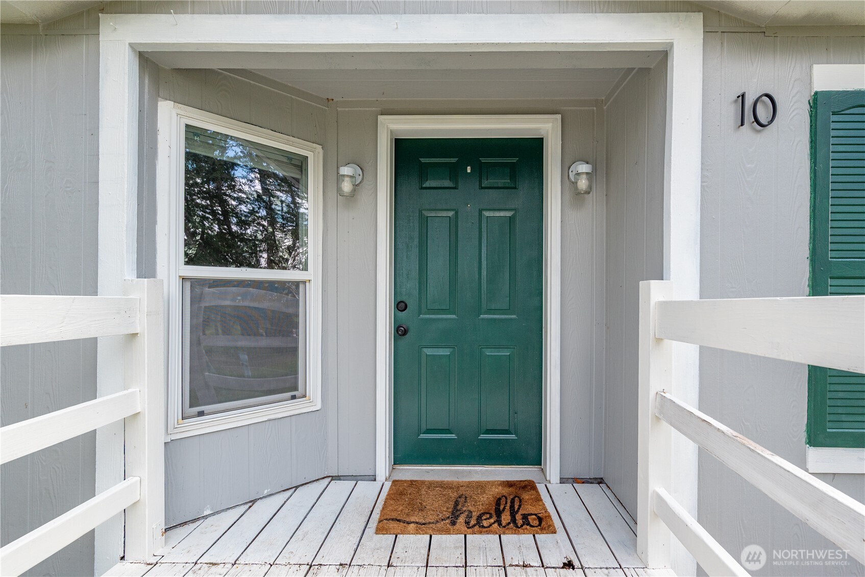 2930 Taylor Road, Unit 10 Oak Harbor, WA 98277 - Photo 1 of 31