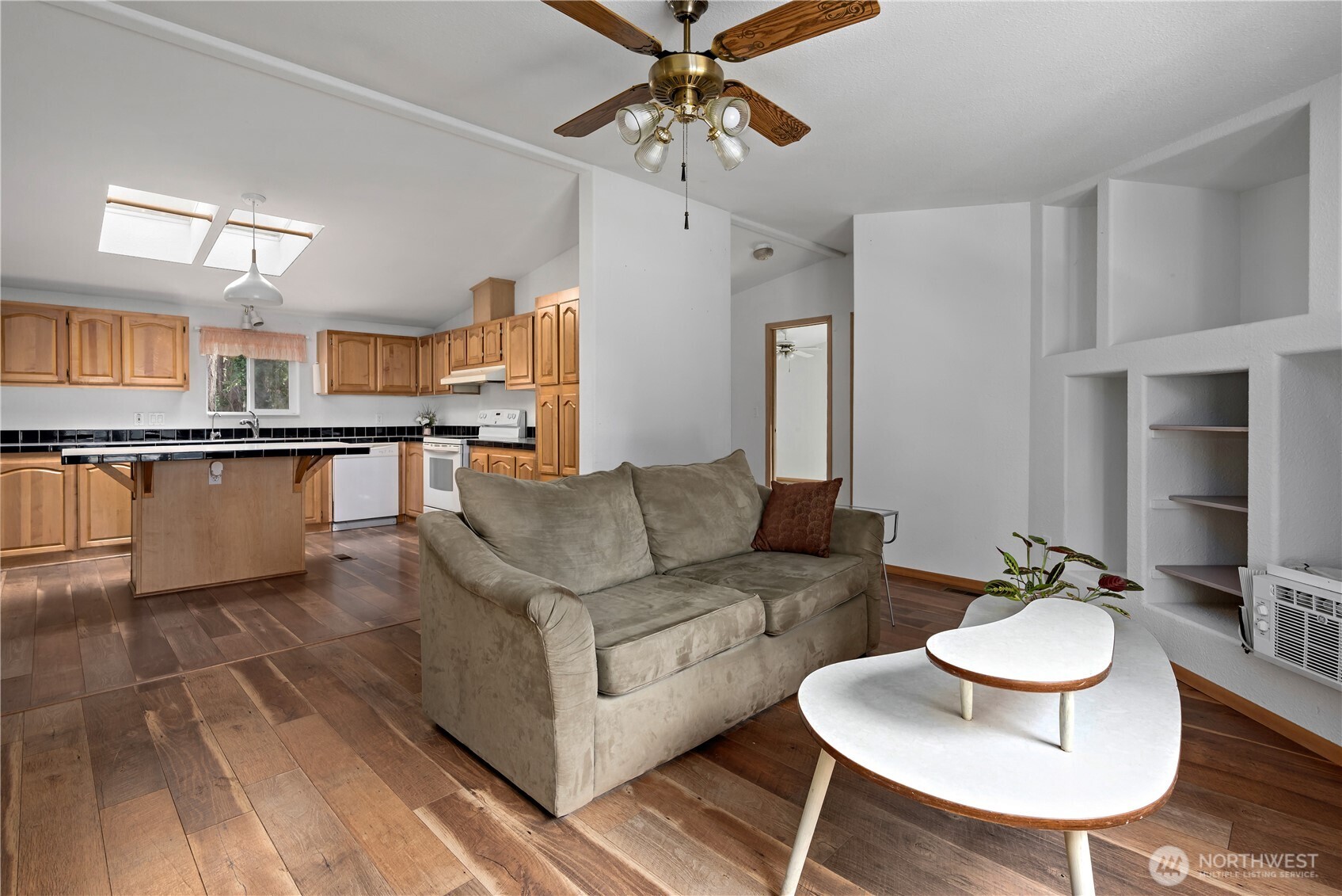 2930 Taylor Road, Unit 10 Oak Harbor, WA 98277 - Photo 14 of 31