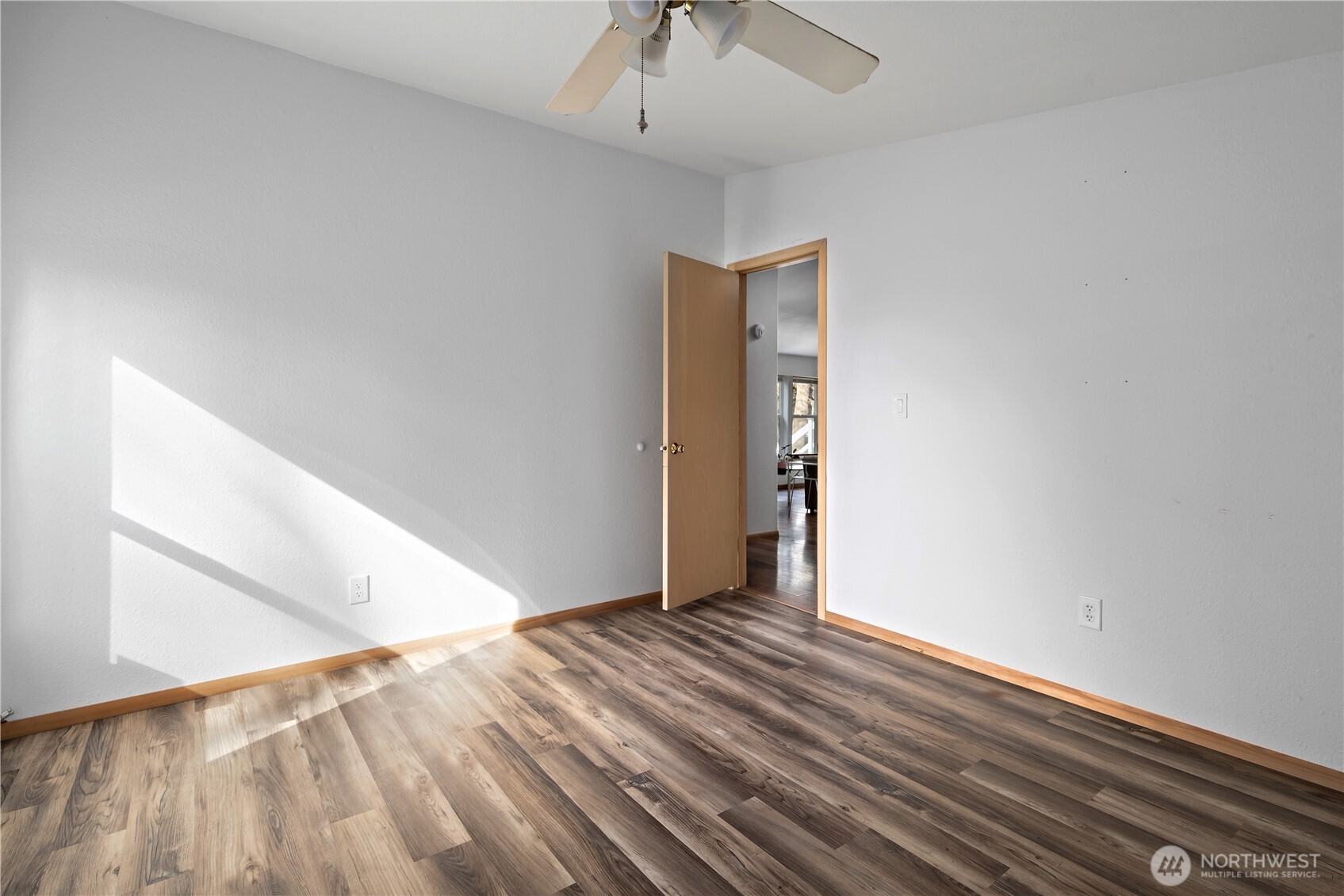 2930 Taylor Road, Unit 10 Oak Harbor, WA 98277 - Photo 27 of 31