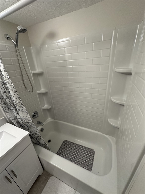 11 Riverside Avenue, Unit 4 Danvers, MA 01923 - Photo 24 of 32 Gallery Image 24