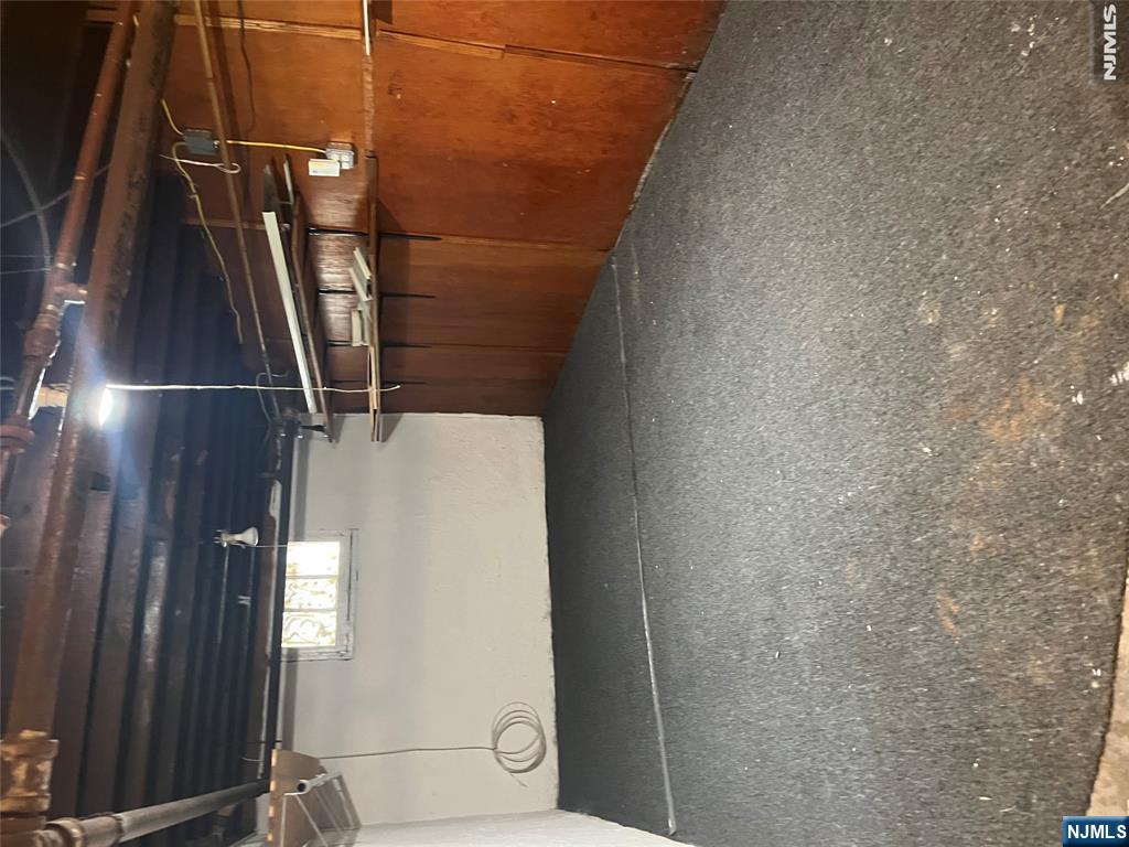 85 South Summit Street Bergenfield, NJ 07621 - Photo 10 of 12