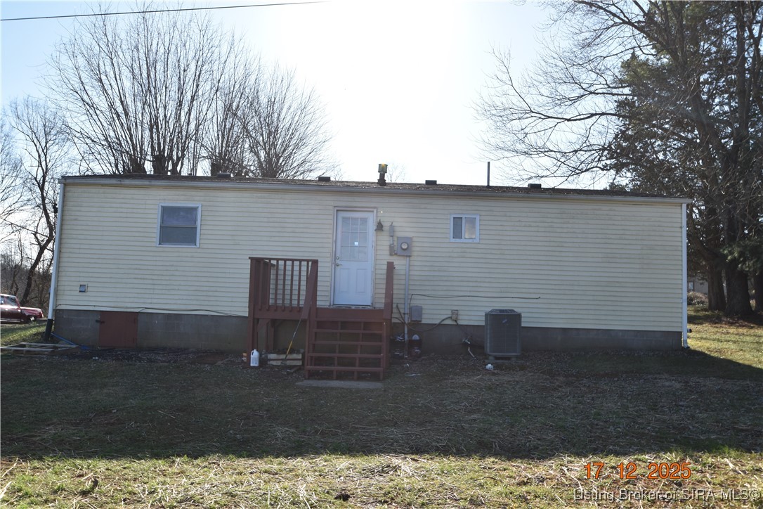 10204 Dalby Road Georgetown, IN 47122 - Photo 24 of 27 Back of the home.