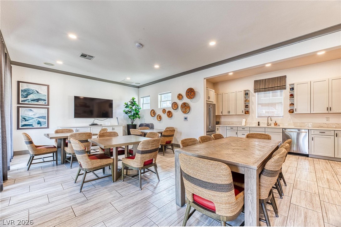 2555 Hampton Road, Unit 10108 Henderson, NV 89052 - Photo 21 of 23 Clubhouse
