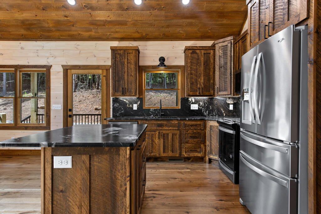 1107 Brookhaven Lane Blue Ridge, GA 30513 - Photo 20 of 72 Gallery Image 20