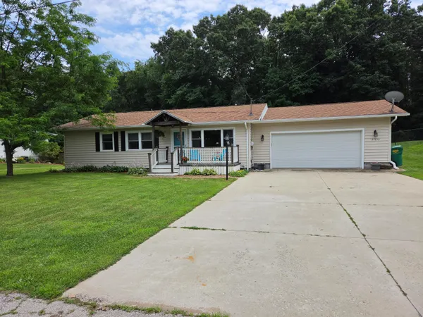$279,000 | 27853 Burmax Park, Dowagiac, MI 49047