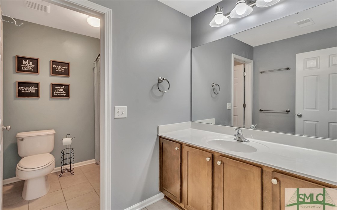 138 Royal Lane Pooler, GA 31322 - Photo 29 of 45 2nd Floor Guest Bathroom