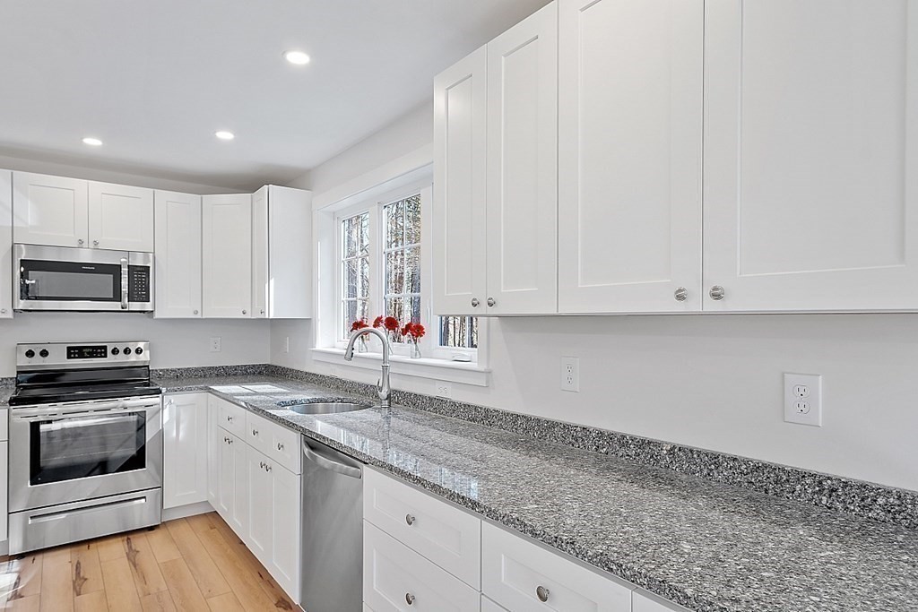 90 B Mayo Road Ashby, MA 01431 - Photo 5 of 20